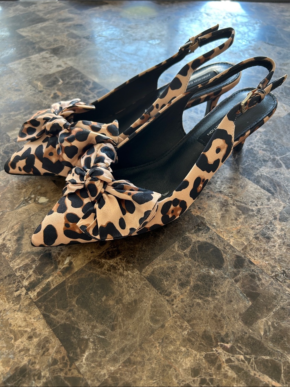 NEW 🆕 French Connection Quinny Bow Leopard Slingback Kitten 5-cm Heel size 8